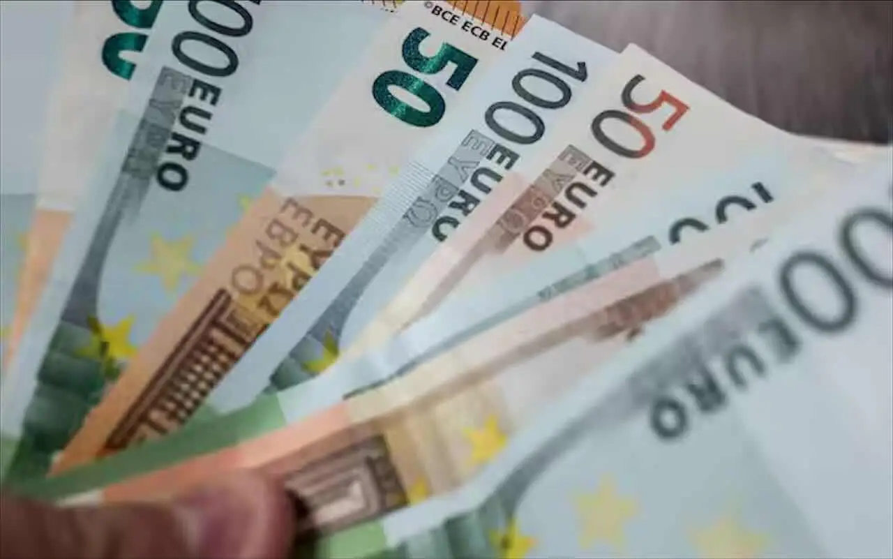 Nuova tassa sui conti correnti? Ecco cosa sapere Nuova tassa sui conti correnti? Ecco cosa sapere