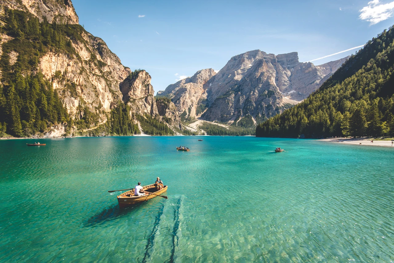 Come prenotare una vacanza risparmiando: il trucco del “giorno giusto” Come prenotare una vacanza risparmiando: il trucco del “giorno giusto”