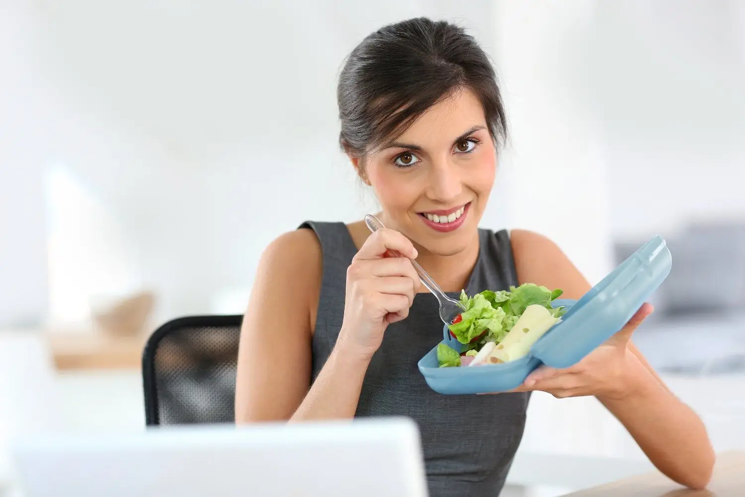 I due errori da evitare a pranzo se vuoi mantenere stabile la glicemia I due errori da evitare a pranzo se vuoi mantenere stabile la glicemia