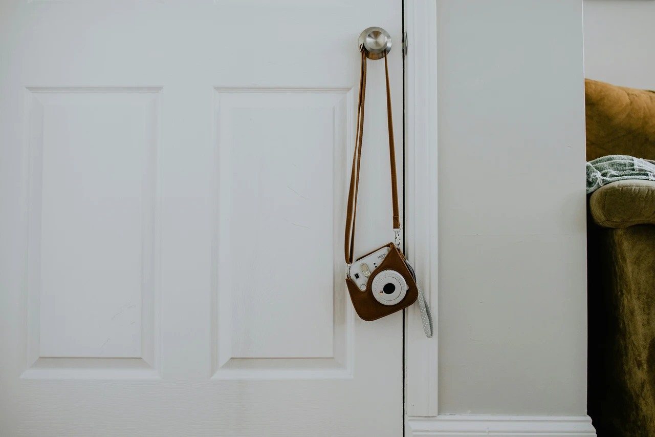 Cannella sulla porta d’ingresso: il rituale che molti usano per attirare energia positiva Cannella sulla porta d’ingresso: il rituale che molti usano per attirare energia positiva