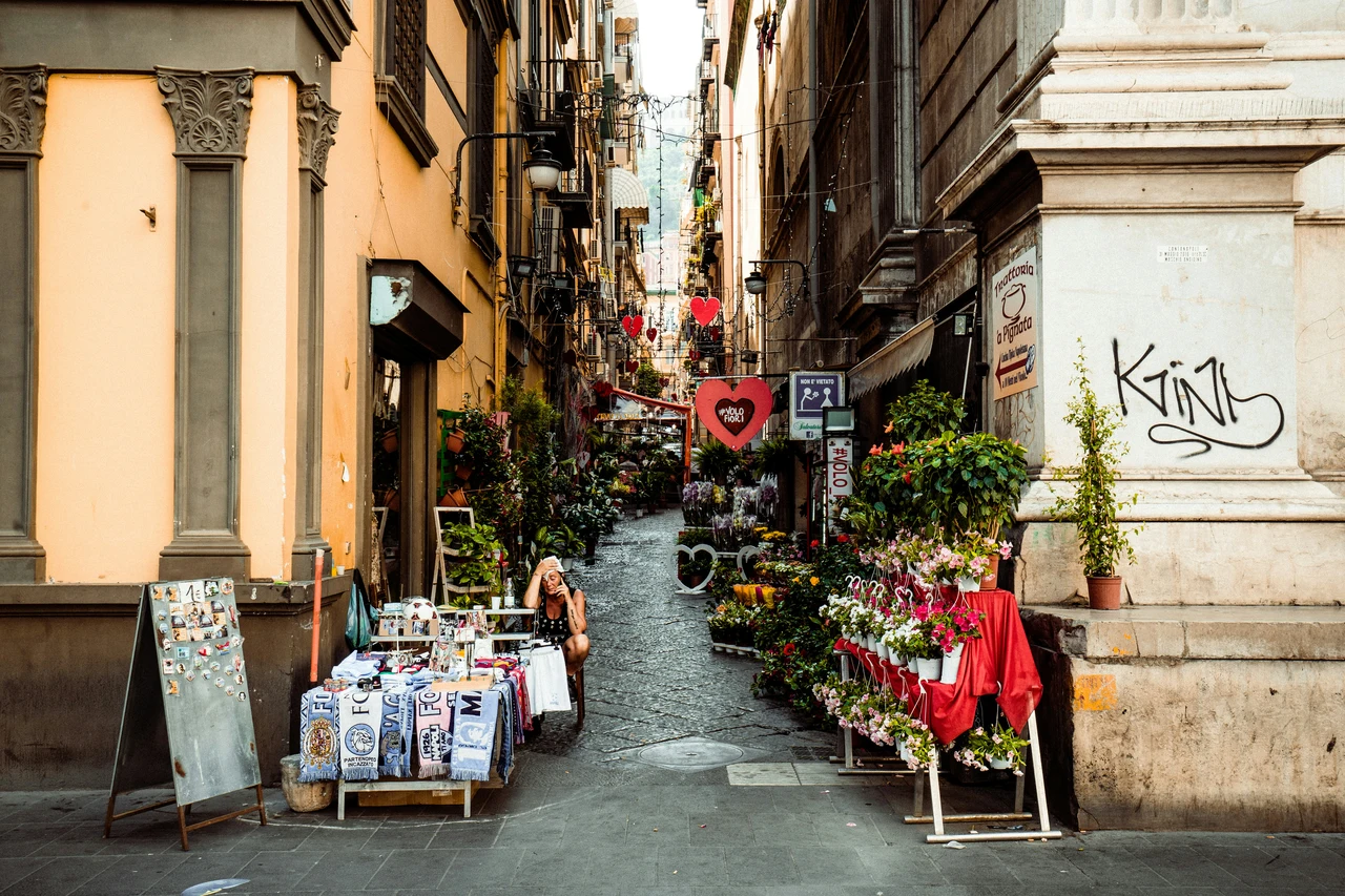 Viaggi low cost a giugno: ecco 5 mete italiane sottovalutate ma splendide Viaggi low cost a giugno: ecco 5 mete italiane sottovalutate ma splendide