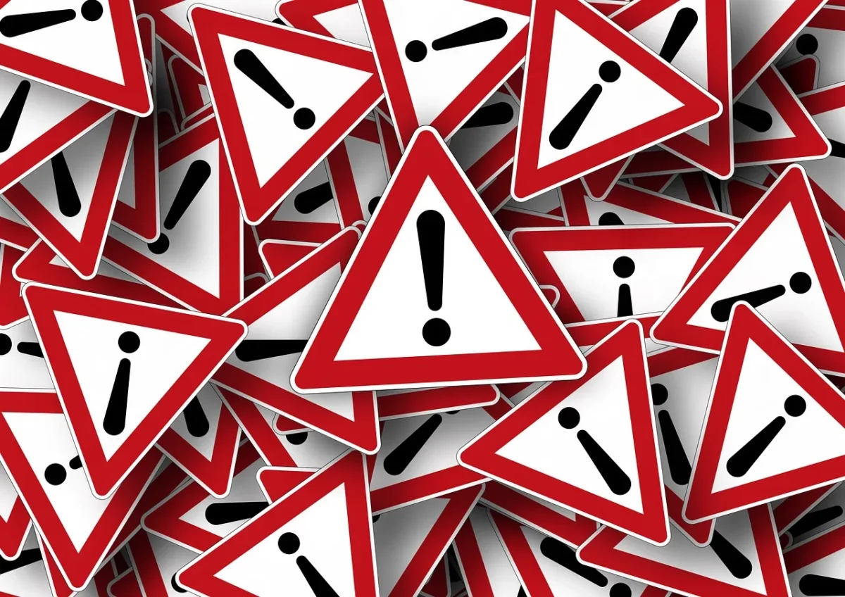 Riconosci i segnali che il tuo impianto elettrico nasconde? Agisci prima che sia tardi Riconosci i segnali che il tuo impianto elettrico nasconde? Agisci prima che sia tardi