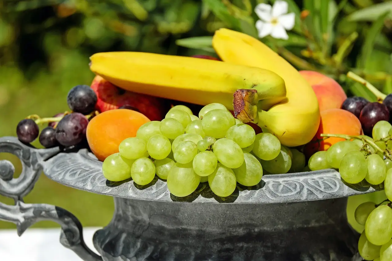 Allontana i moscerini dalla frutta con una soluzione naturale ed efficace in pochi secondi Allontana i moscerini dalla frutta con una soluzione naturale ed efficace in pochi secondi